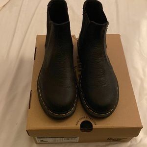 Doc Martens Chelsea Boots Black women’s US 6 (Never worn, New in box)